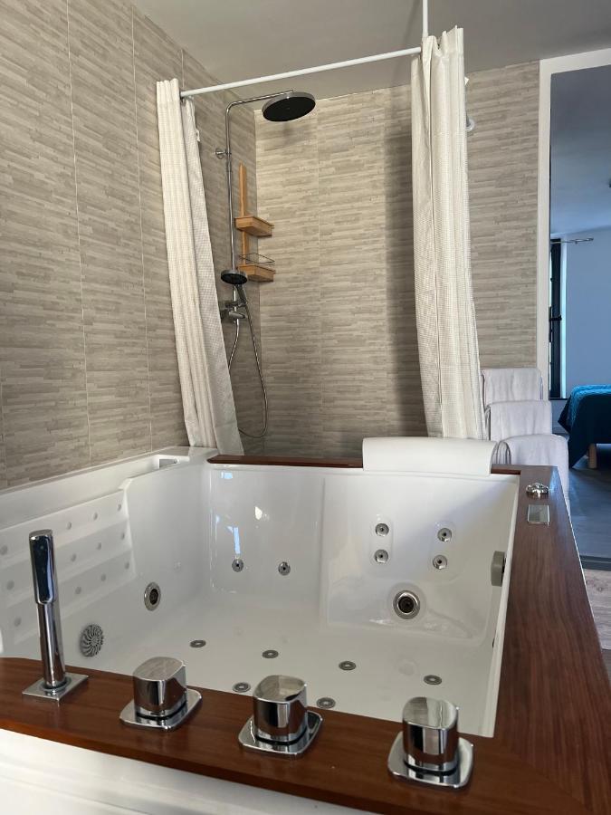 Готель Magnifique Loft 35M2 Jacuzzi Rvb Night 1 Ам'єн Екстер'єр фото