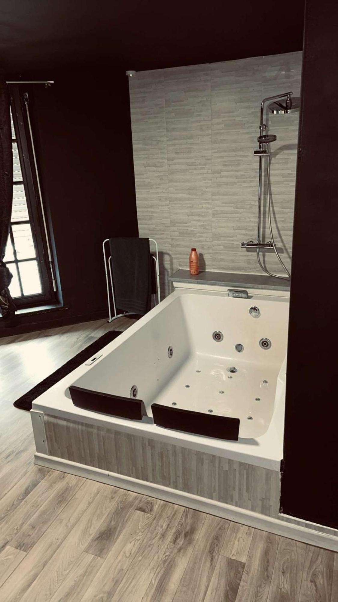 Готель Magnifique Loft 35M2 Jacuzzi Rvb Night 1 Ам'єн Екстер'єр фото